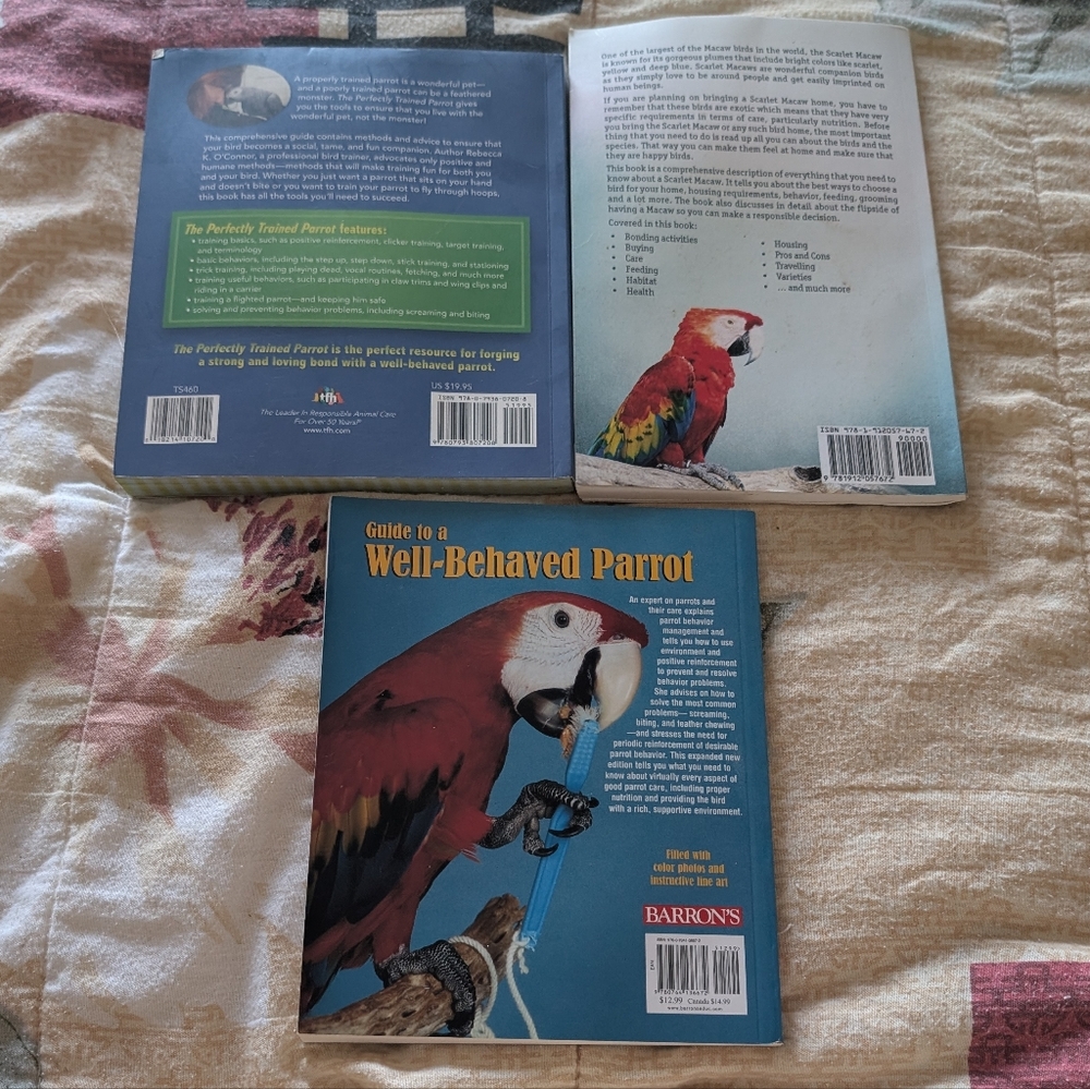 Set Of Three Parrot Training Books - Picture 2 of 8